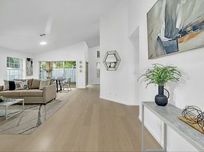 255 Somerset Way, Weston FL 33326