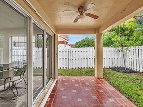255 Somerset Way, Weston FL 33326