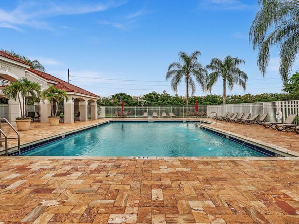 255 Somerset Way, Weston FL 33326
