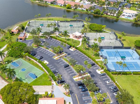 18932 SW 33rd Ct, Miramar FL 33029