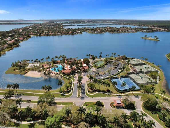 18932 SW 33rd Ct, Miramar FL 33029