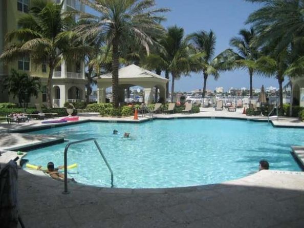 802 W Windward Way 211, Lantana FL 33462