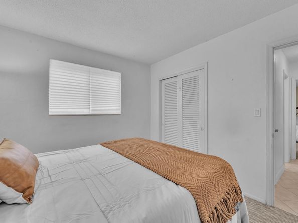 4623 NW 46th St, Tamarac FL 33319