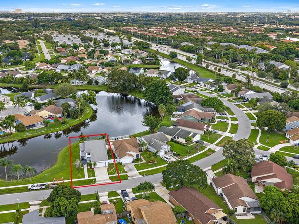 4631 Brook Drive, West Palm Beach FL 33417