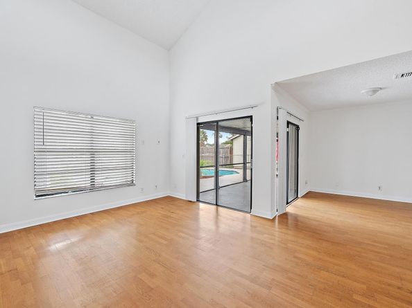 4631 Brook Drive, West Palm Beach FL 33417
