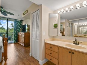 1901 Marina Isle Way 305, Jupiter FL 33477
