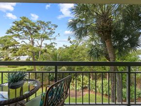 1901 Marina Isle Way 305, Jupiter FL 33477