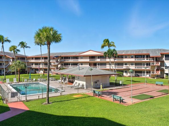 5300 Washington St J214, Hollywood FL 33021