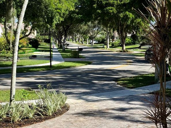 2700 NW 26th Street, Boca Raton FL 33434