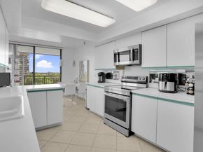 2427 Presidential Way 701, West Palm Beach FL 33401