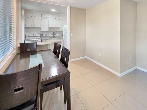 2400 NE 9th St 301, Fort Lauderdale FL 33304