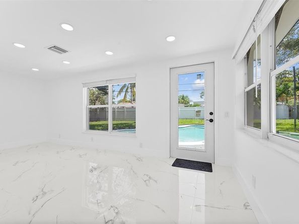 1660 SW 22nd Ave, Fort Lauderdale FL 33312