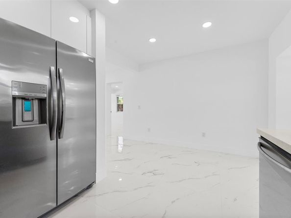 1660 SW 22nd Ave, Fort Lauderdale FL 33312