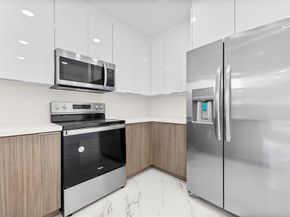 1660 SW 22nd Ave, Fort Lauderdale FL 33312