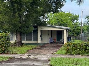 413 SW 24th Ave, Fort Lauderdale FL 33312