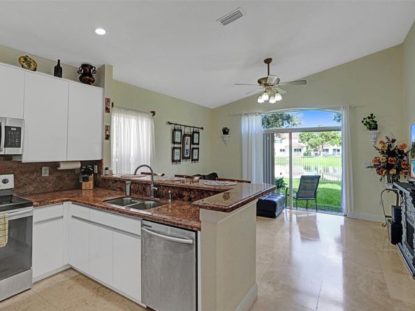 1885 NW 74th Way, Pembroke Pines FL 33024