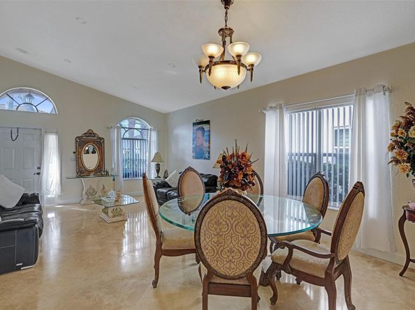 1885 NW 74th Way, Pembroke Pines FL 33024