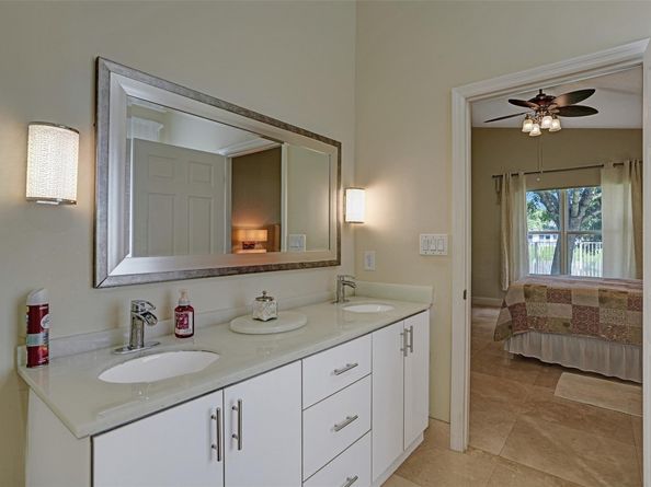 1885 NW 74th Way, Pembroke Pines FL 33024