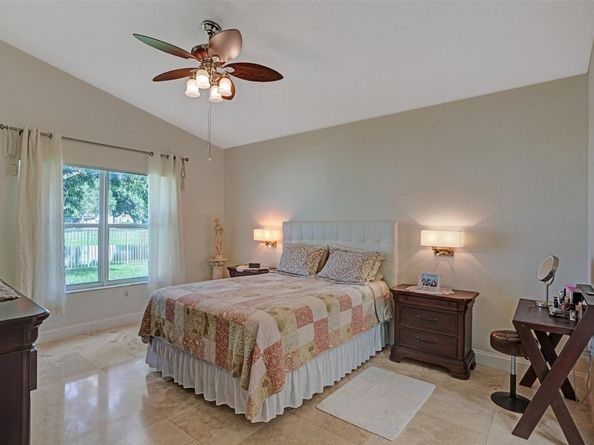 1885 NW 74th Way, Pembroke Pines FL 33024