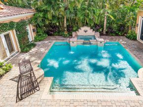 155 Remo Place, Palm Beach Gardens FL 33418
