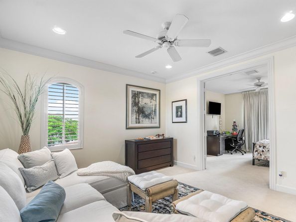 155 Remo Place, Palm Beach Gardens FL 33418