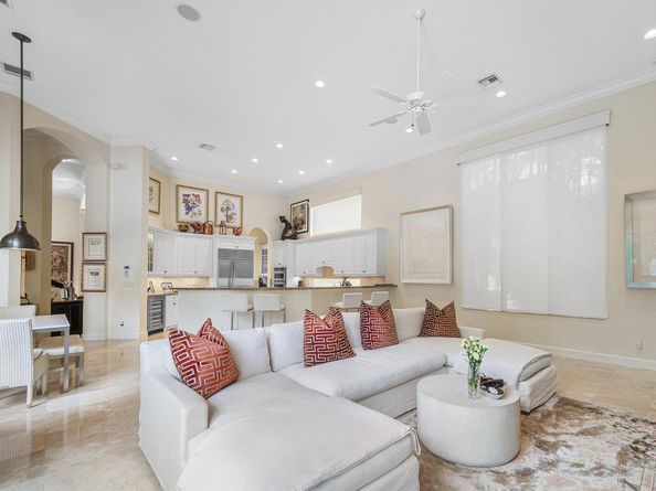 155 Remo Place, Palm Beach Gardens FL 33418
