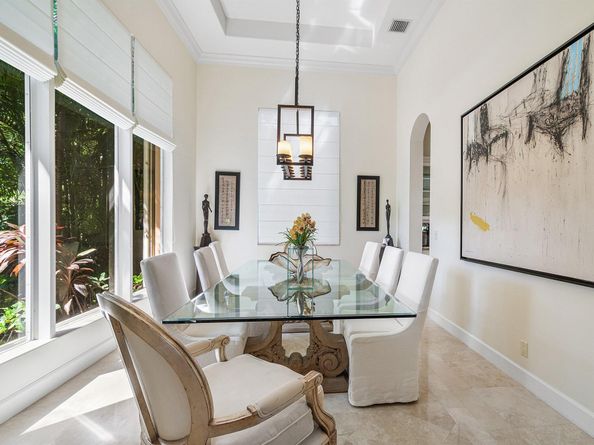 155 Remo Place, Palm Beach Gardens FL 33418