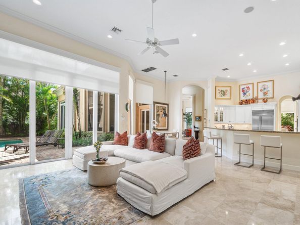 155 Remo Place, Palm Beach Gardens FL 33418