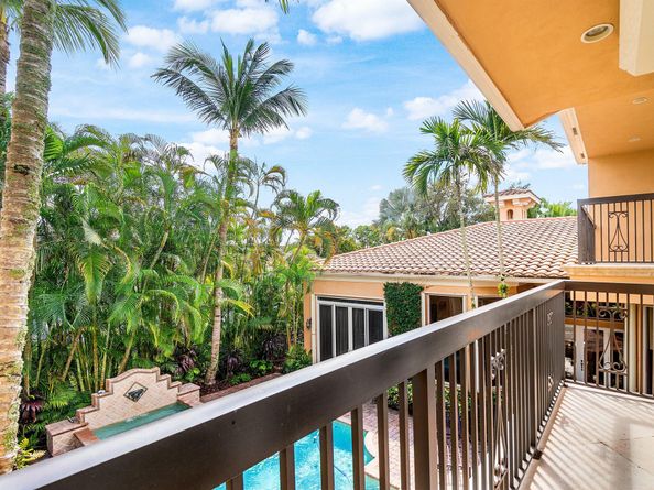 155 Remo Place, Palm Beach Gardens FL 33418