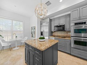810 SE 5th Ct, Fort Lauderdale FL 33301