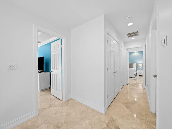 810 SE 5th Ct, Fort Lauderdale FL 33301