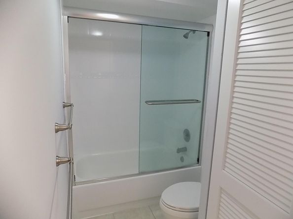 619 6th Terrace, Palm Beach Gardens FL 33418