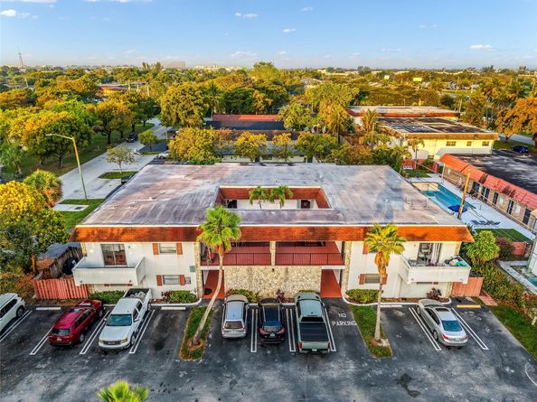 321 SW 1st Ct K5, Pompano Beach FL 33060