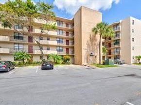 3450 Blue Lake Drive 204, Pompano Beach FL 33064