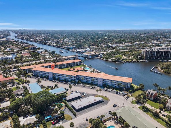 103 NE 19th Avenue 232, Deerfield Beach FL 33441