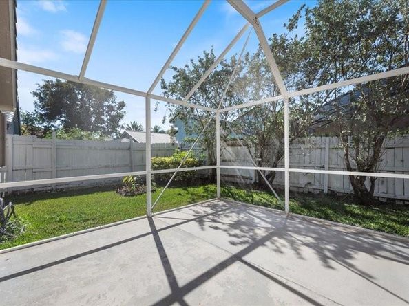 17646 10th st., Pembroke Pines FL 33029