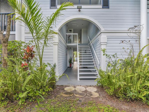 935 NE 199th St 10316, Miami FL 33179