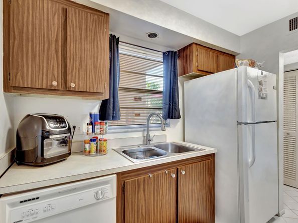 12027 Greenway Circle S 103, Royal Palm Beach FL 33411