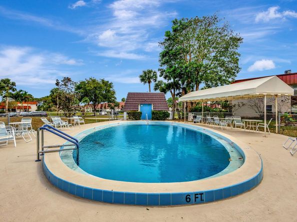 12027 Greenway Circle S 103, Royal Palm Beach FL 33411