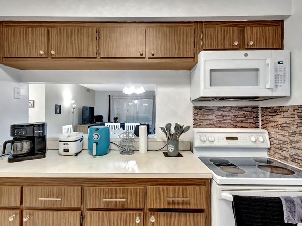 12027 Greenway Circle S 103, Royal Palm Beach FL 33411