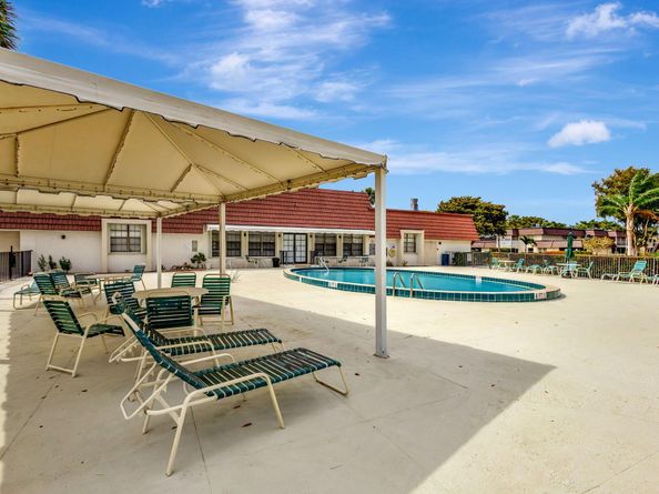 12027 Greenway Circle S 103, Royal Palm Beach FL 33411