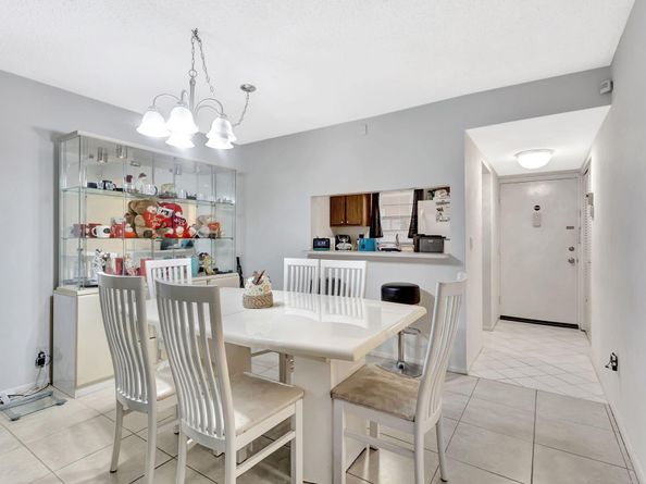 12027 Greenway Circle S 103, Royal Palm Beach FL 33411