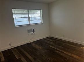 419 S Crescent Dr 1, Hollywood FL 33021