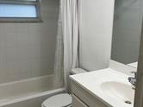 419 S Crescent Dr 1, Hollywood FL 33021