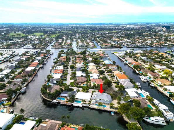57 Fort Royal Is, Fort Lauderdale FL 33308