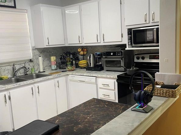 705 Lori Drive 305, Palm Springs FL 33461