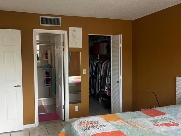 705 Lori Drive 305, Palm Springs FL 33461