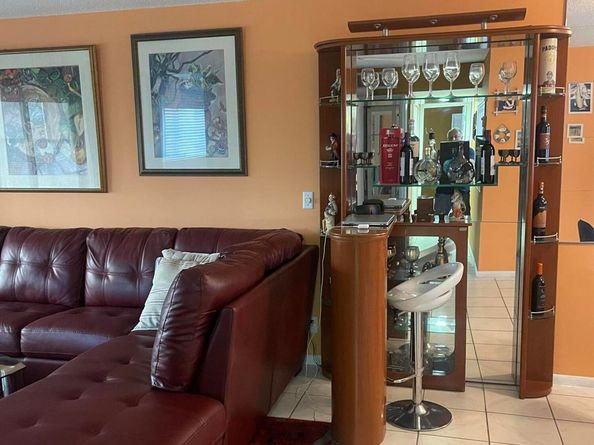 705 Lori Drive 305, Palm Springs FL 33461