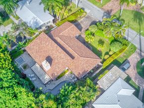 2013 NE 32nd Ave, Fort Lauderdale FL 33305