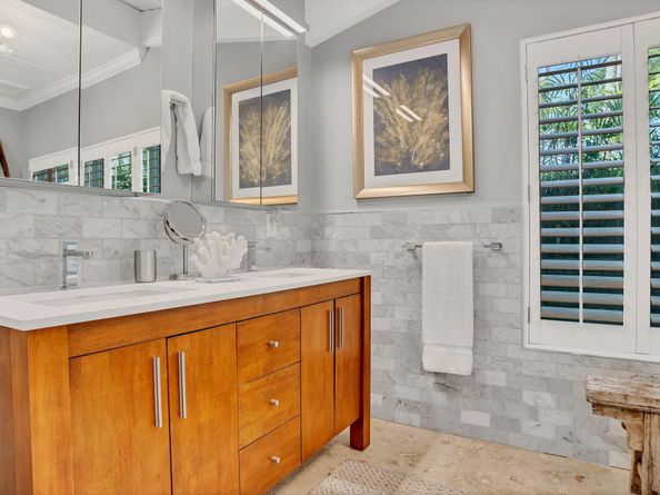 2013 NE 32nd Ave, Fort Lauderdale FL 33305